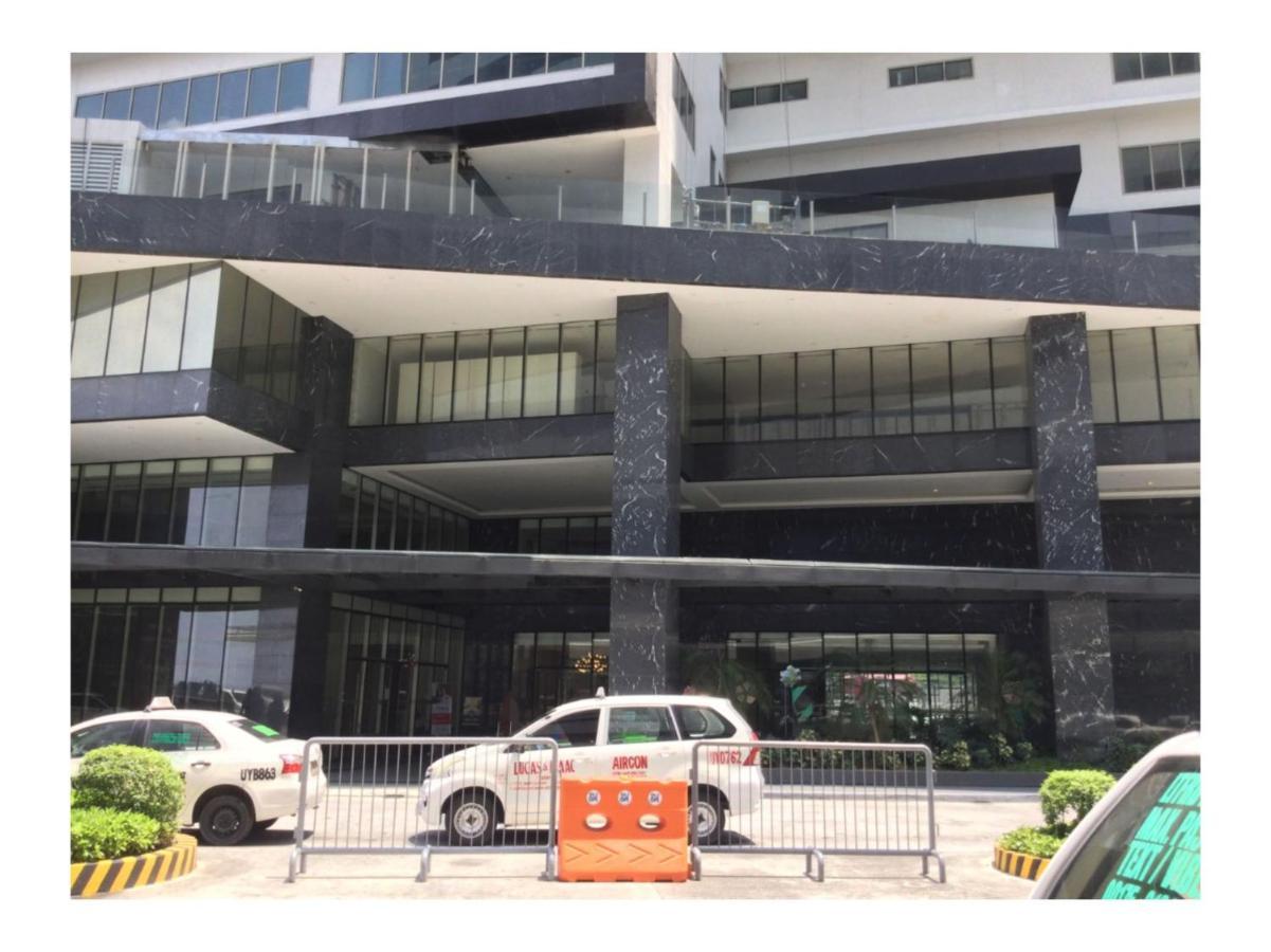 Capital O 804 The Residences At Bonifacio Civic Center Manila Eksteriør billede